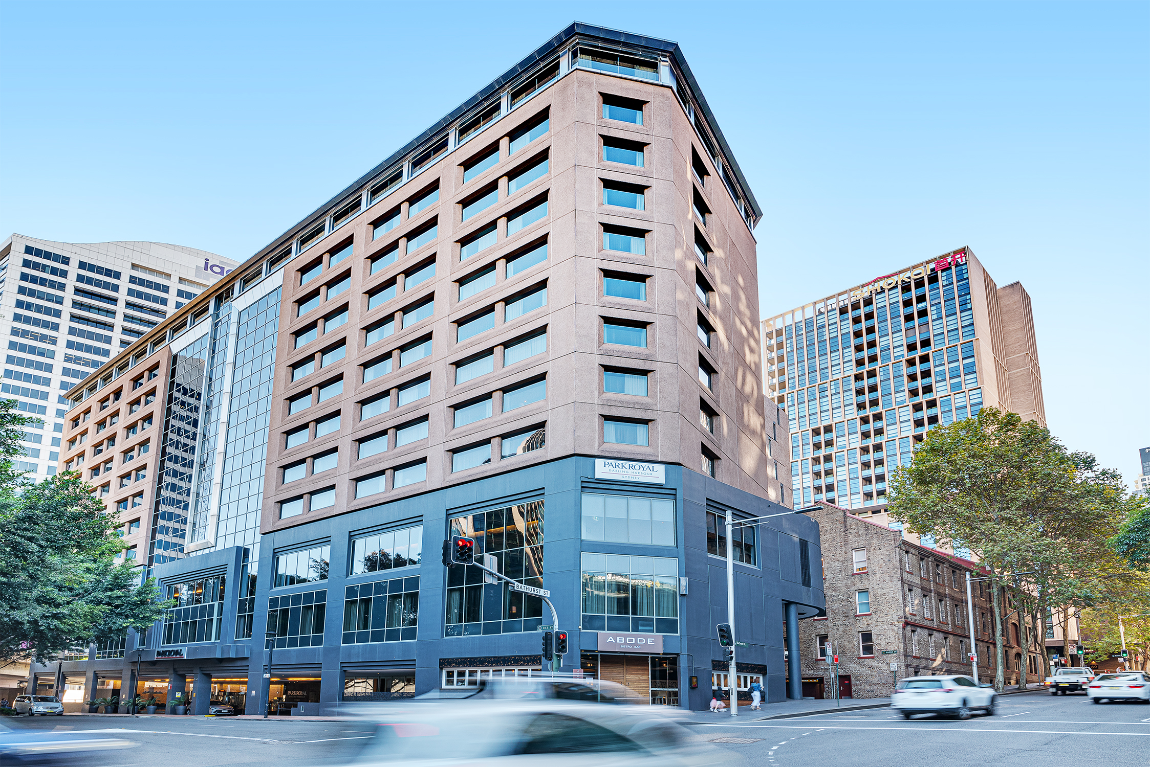 MAG COMMERCIAL ParkroyaldarlingharbourSydney 1
